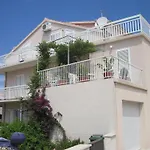 Apartments Kresic